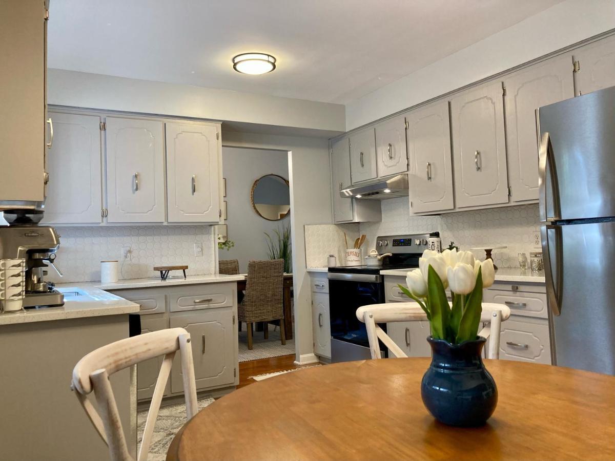 Three Bedroom Villa Near Cleveland Clinic, Case Western, University Hospitals South Euclid Eksteriør billede
