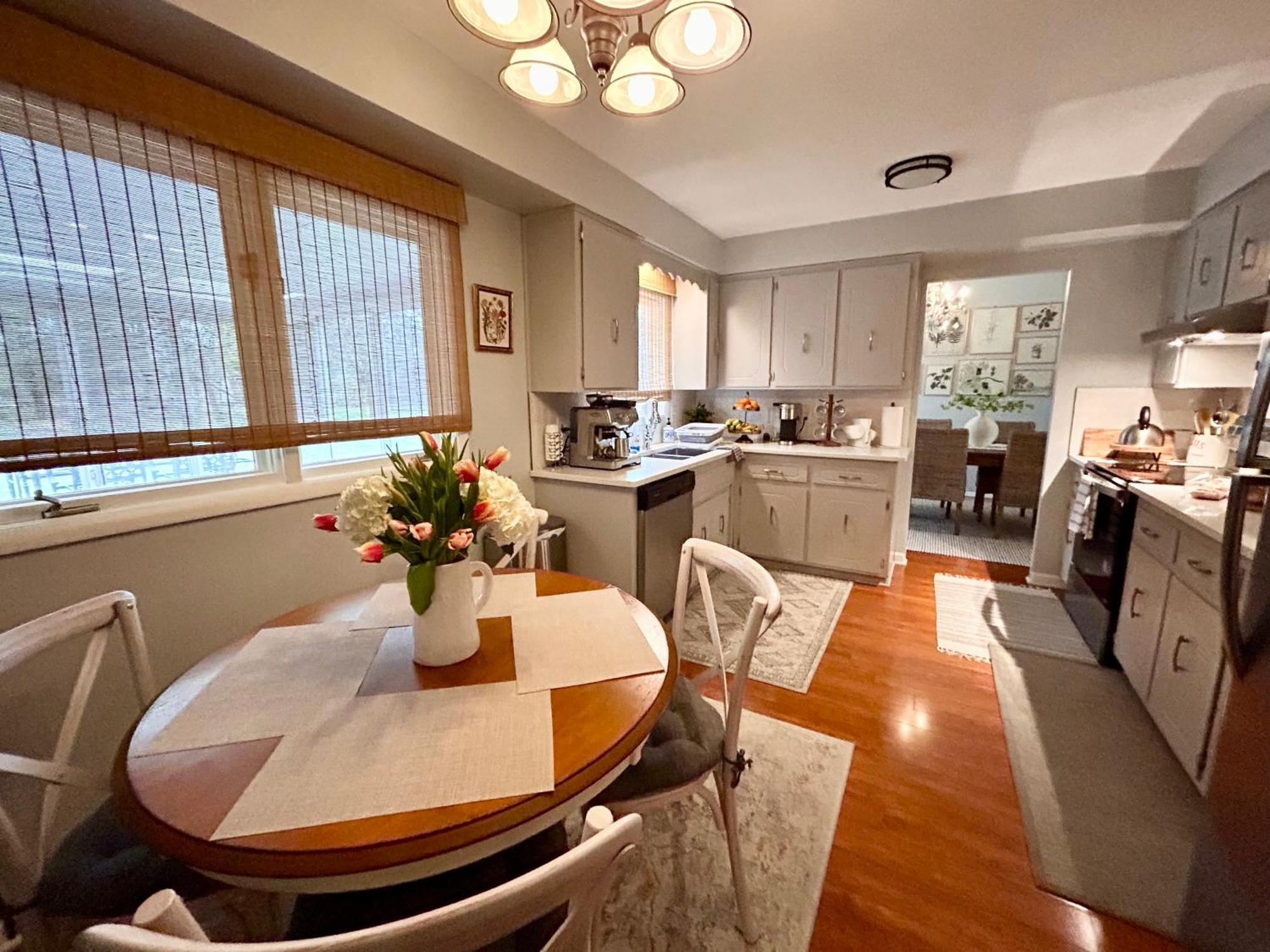 Three Bedroom Villa Near Cleveland Clinic, Case Western, University Hospitals South Euclid Eksteriør billede